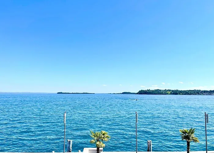 Апартаменты D1mora Riviera Гардоне Ривьера