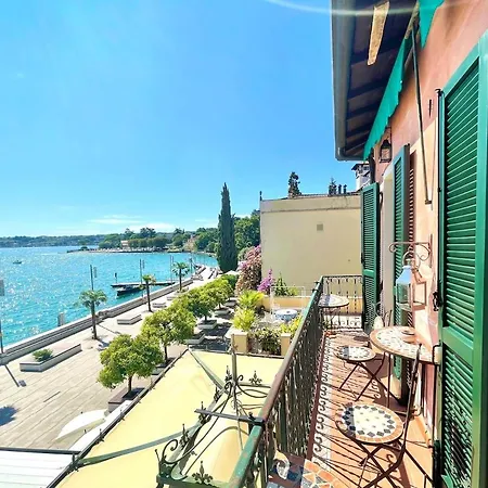 Apartment D1mora Riviera Gardone Riviera