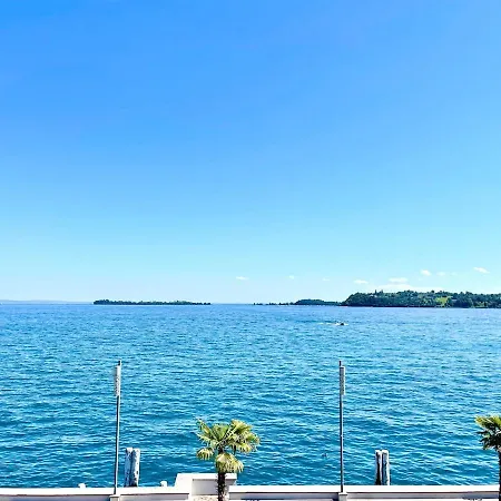 Apartment D1mora Riviera Gardone Riviera